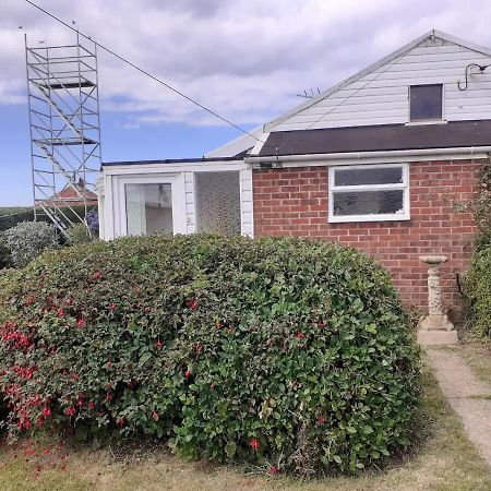 Sundial Cottage Norwich Exterior photo